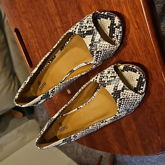 Susina snakeskin leather peep toe wedges - Picture 2 of 8